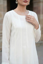 Rozaib Pearl White Minimal Kalidaar – 3 Piece Set