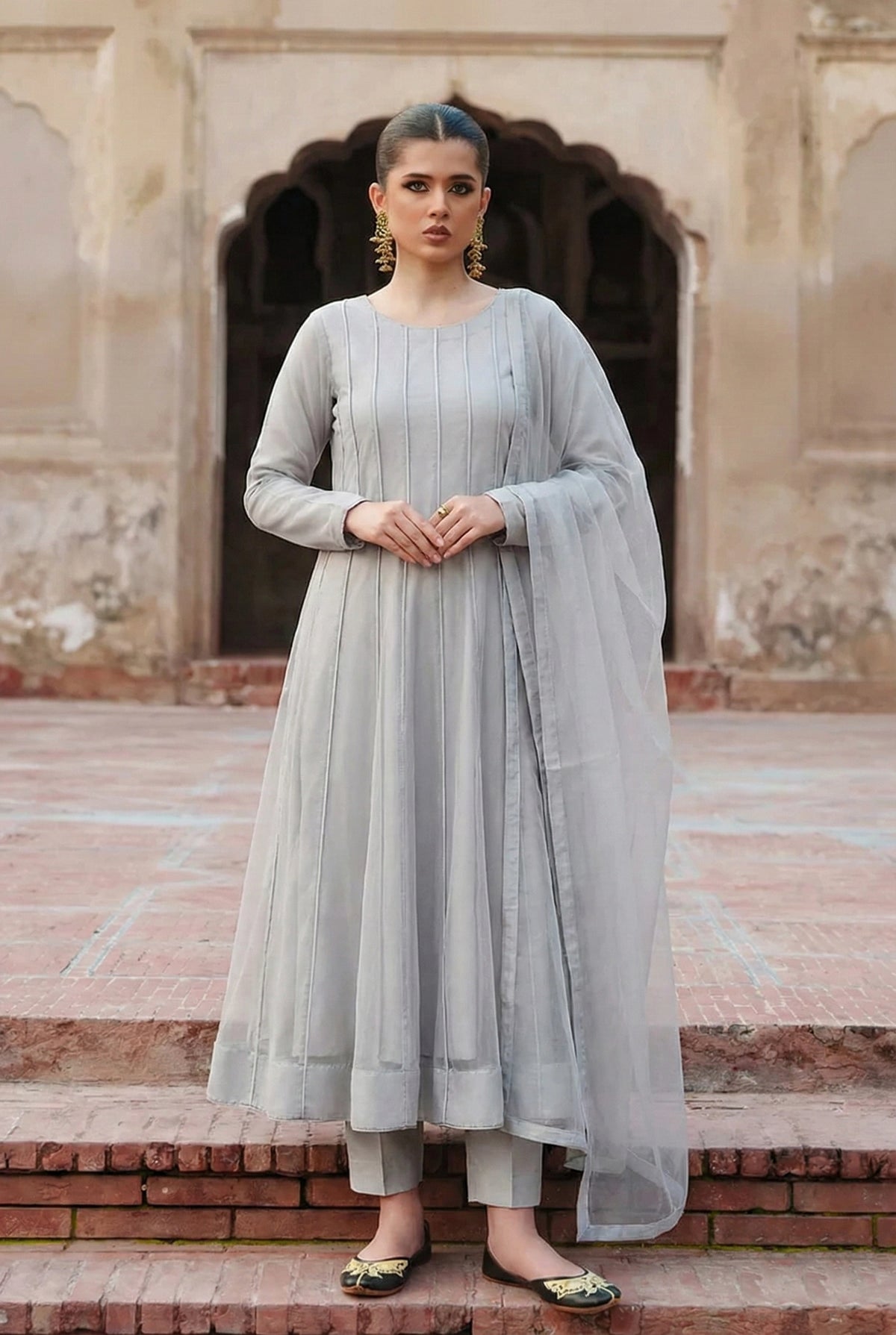 Rozaib Moonlight Silver Maxi Pishwas – Panel Piping Edition (3 Piece)