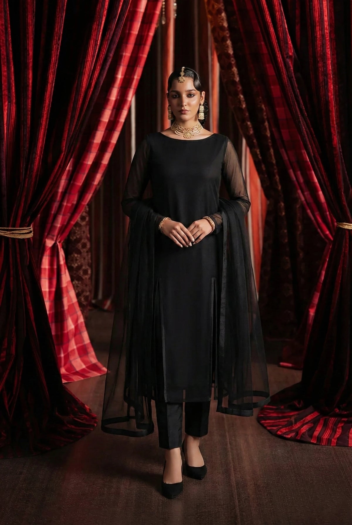 Coal Black High Slit Kurta – Bareeze Net Core